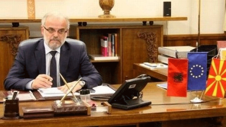 O πρόεδρος της Βουλής της πΓΔΜ, Ταλάτ Τζαφέρι προήδρευσε στην αλβανική γλώσσα