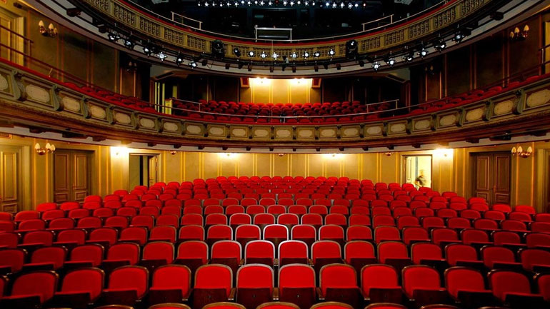 Ακύρωση παραστάσεων στο Εθνικό Θέατρο λόγω ατυχήματος ηθοποιού