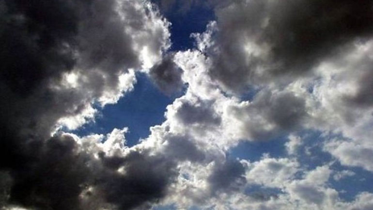 Αυξημένες νεφώσεις με βροχές