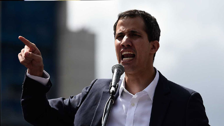 Ο Γκουαϊδό καταγγέλλει απόπειρες εκφοβισμού