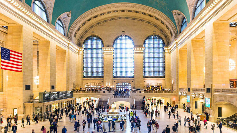 ΗΠΑ: Σε χαμηλό δύο ετών η καταναλωτική εμπιστοσύνη