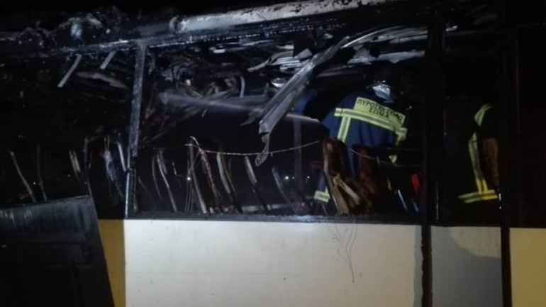 Κοζάνη: Λεωφορείο των ΚΤΕΛ τυλίχθηκε στις φλόγες εν κινήσει