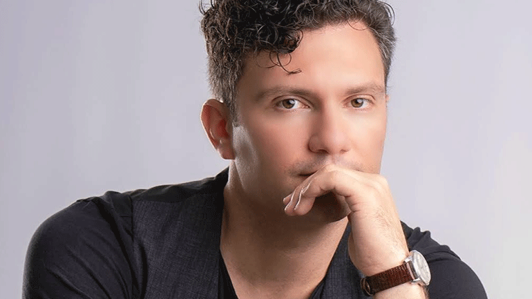 Ο Σταύρος Σαλαμπασόπουλος στη Σφίγγα