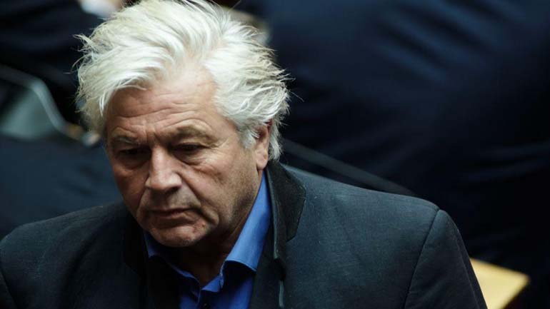 Επίθεση και ζημιές στο σπίτι του Παπαχριστόπουλου Επίθεση και ζημιές στο σπίτι του Παπαχριστόπουλου