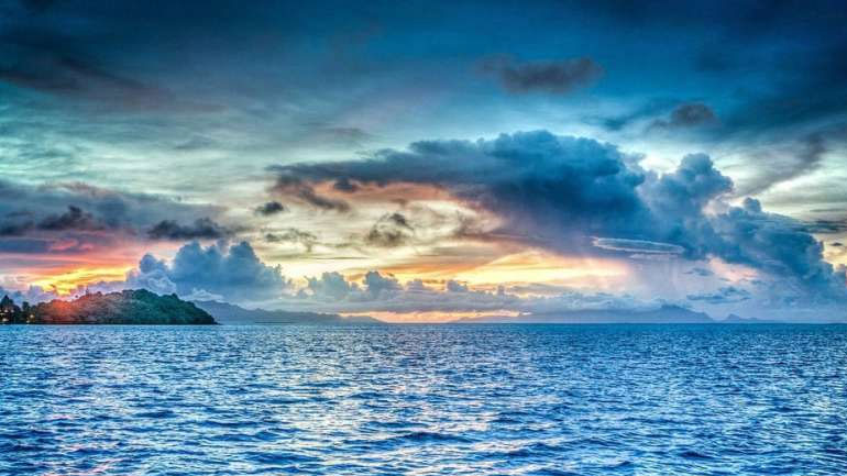 Οι ωκεανοί της Γης θα αλλάξουν χρώμα και θα γίνουν πιο έντονα μπλε και πράσινοι Οι ωκεανοί της Γης θα αλλάξουν χρώμα και θα γίνουν πιο έντονα μπλε και πράσινοι