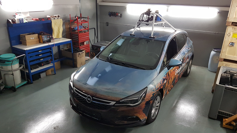 Ένα από τα 3 Opel Astra της Google