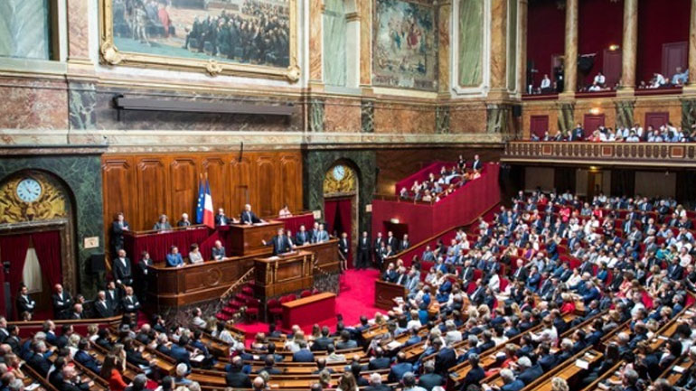 Η γαλλική Εθνοσυνέλευση ψήφισε ένα αμφιλεγόμενο νομοσχέδιο για τον περιορισμό των βίαιων διαδηλώσεων