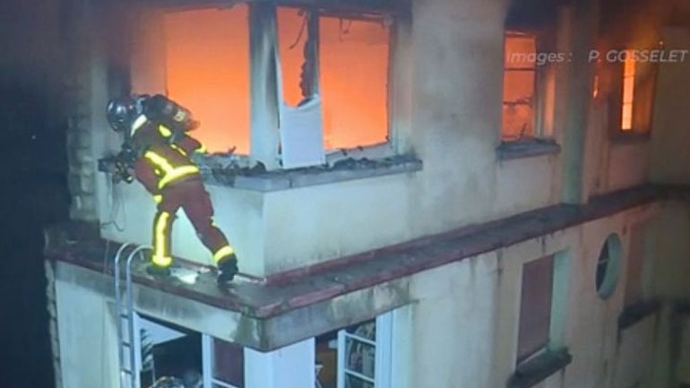 Παρίσι: Στους οκτώ οι νεκροί από την πυρκαγιά σε πολυκατοικία – Συνελήφθη μία κάτοικος