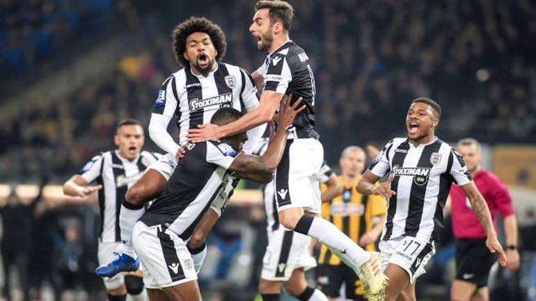 Μαουρίτσιο: «Κομβικό το ντέρμπι με τον Ολυμπιακό αλλά δεν κρίνει το πρωτάθλημα»