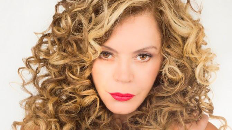 «Τραγούδια στο φως»: Η Ελένη Δήμου στο Half Note