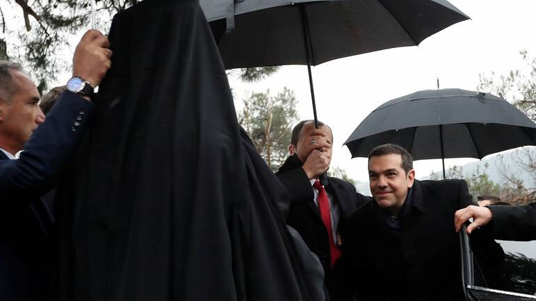 Επίσκεψη Τσίπρα στη Θεολογική Σχολή της Χάλκης Επίσκεψη Τσίπρα στη Θεολογική Σχολή της Χάλκης