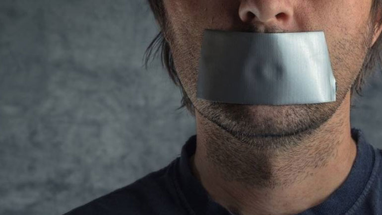 Ιράν: Τουλάχιστον 860 δημοσιογράφοι «συνελήφθησαν, τέθηκαν υπό κράτηση ή εκτελέσθηκαν» από το 1979 – 2009