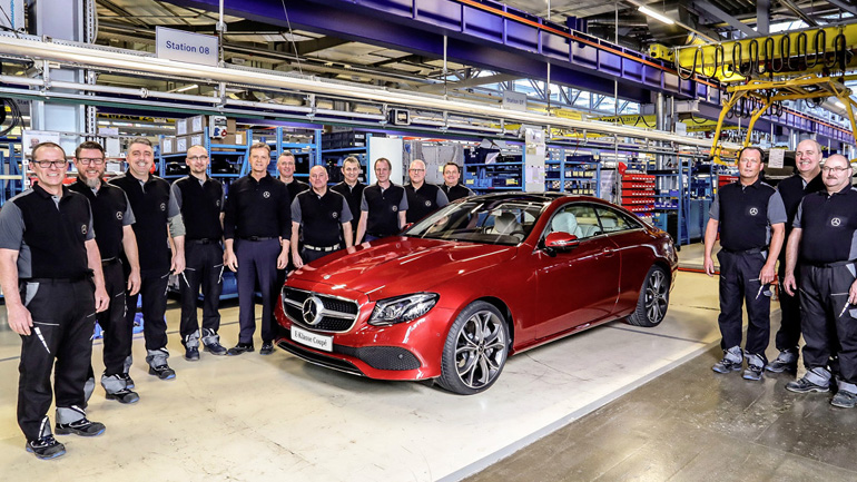 Μπόνους 5.000 ευρώ σε κάθε εργαζόμενο της Mercedes