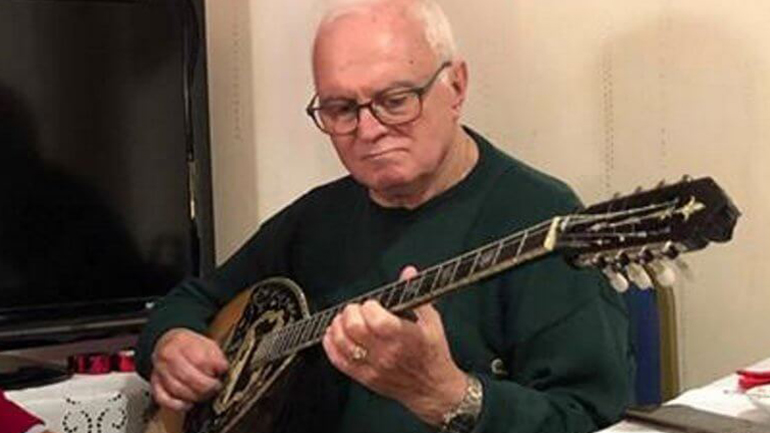 Πέθανε ο μετρ του μπουζουκιού Γιάννης Πολυκανδριώτης