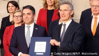 Ντιμιτρόφ-Στόλτενμπεργκ με το πρωτόκολλο προσχώρησης