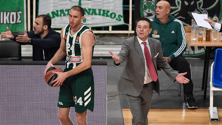 Παναθηναϊκός: Αποχώρησε τραυματίας ο Λοτζέσκι από το ματς με τη Φενέρ