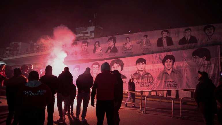 Τίμησαν τη μνήμη των θυμάτων της Θύρας 7