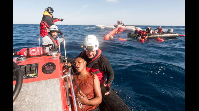 Αλγερία: Δύο νεκροί και τρεις αγνοούμενοι μετανάστες σε ναυάγιο πλεούμενου