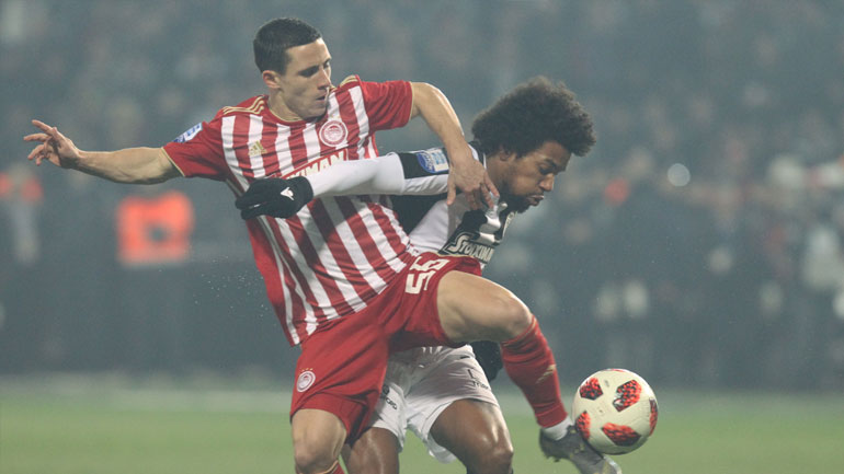 Mονομαχία ανάμεσα σε Ποντένσε και Μπίσεσβαρ