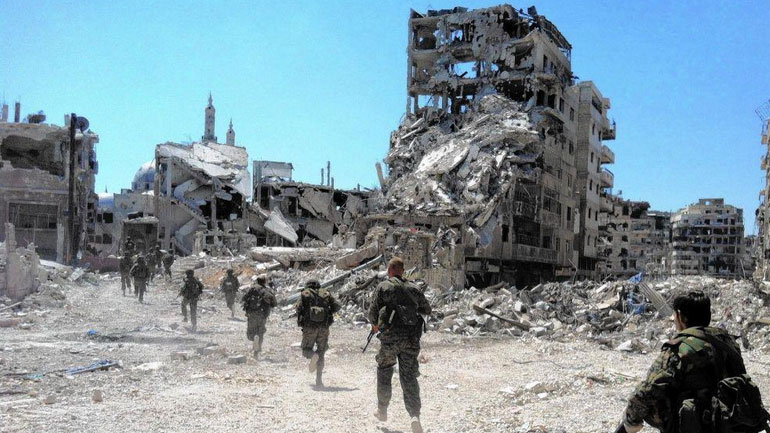 Συρία: Χιλιάδες άμαχοι παραμένουν εγκλωβισμένοι στην Ντέιρ αλ-Ζορ