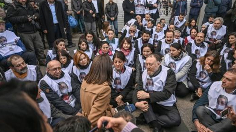 Οι τουρκικές αρχές εμπόδισαν  φιλοκουρδική διαδήλωση στην Κωνσταντινούπολη