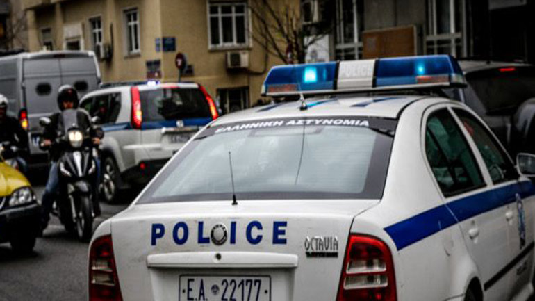 Αιματηρή συμπλοκή μεταξύ μεταναστών στην Ομόνοια Αιματηρή συμπλοκή μεταξύ μεταναστών στην Ομόνοια