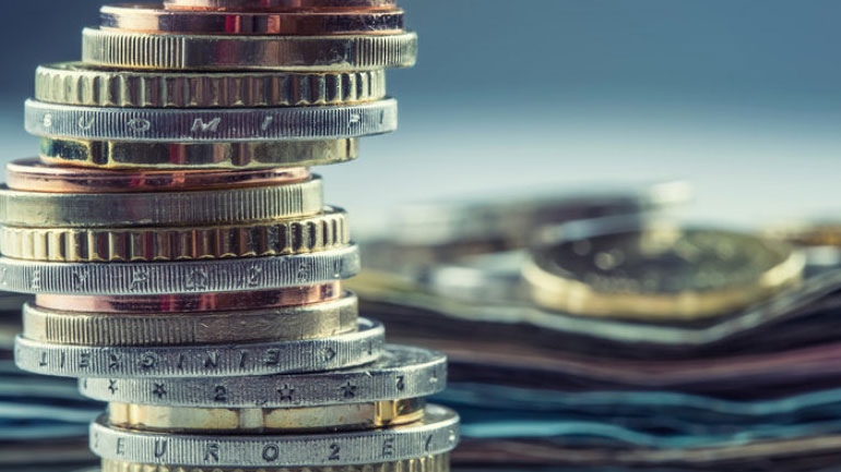 Yποχωρεί το ευρώ στην αγορά συναλλάγματος