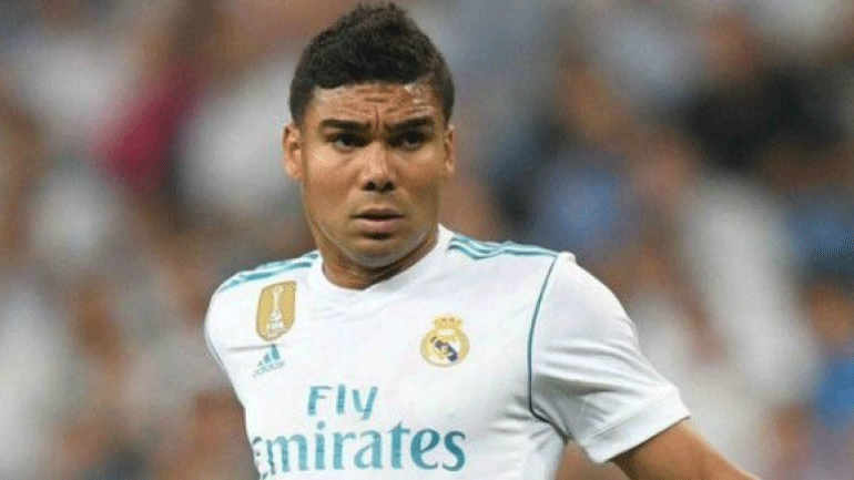 Η Παρί Σεν Ζερμέν προσφέρει 55 εκατ. ευρώ για τον Κασεμίρο