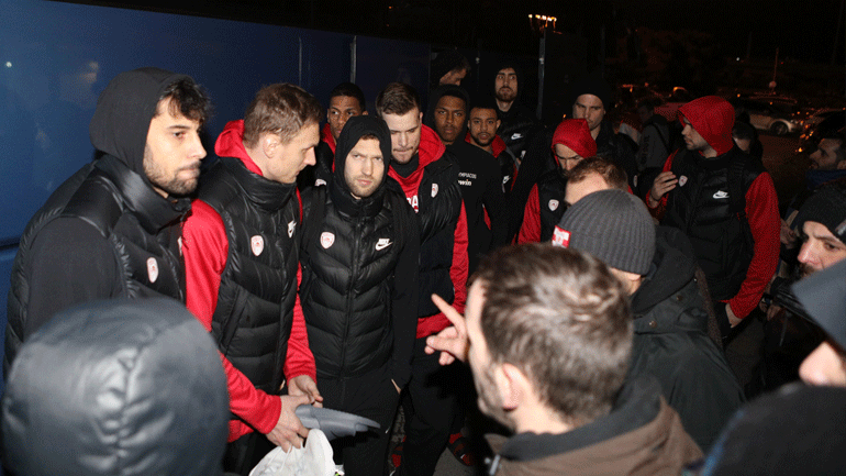 Στο ΣΕΦ οι οπαδοί του Ολυμπιακού