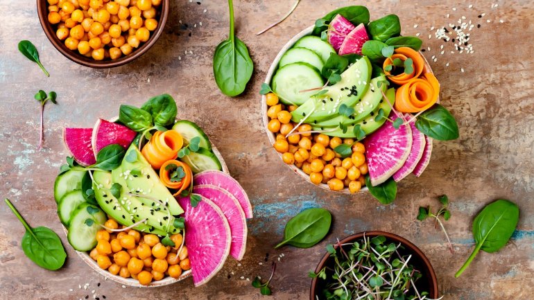 Είναι η διατροφή Vegan καλύτερη από άλλες για την καρδιακή υγεία, σύμφωνα με την επιστήμη;