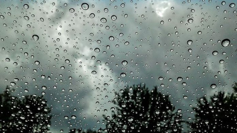 Νεφώσεις, βροχές και χιονοπτώσεις