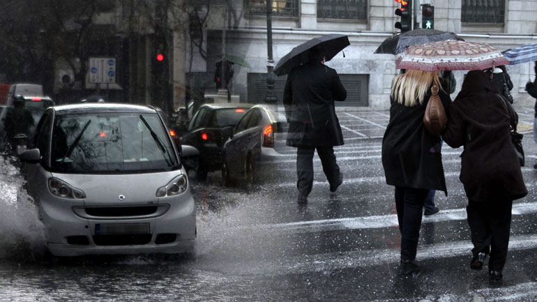 Κακοκαιρία: Θυελλώδεις άνεμοι, κρύο και χιονοπτώσεις