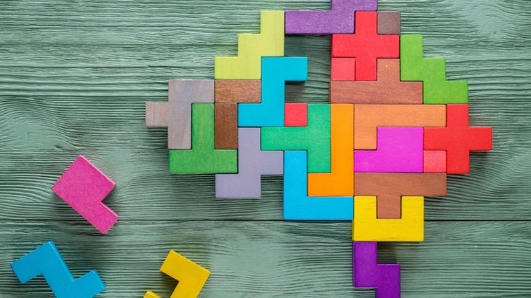 Ένα πειραματικό φάρμακο βελτίωσε τη μνήμη και ξανάνιωσε τον εγκέφαλο γέρικων πειραματόζωων