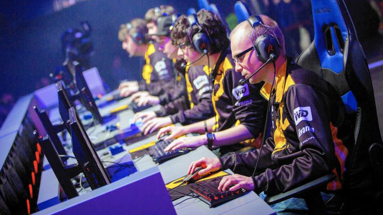 Έσοδα 1 δισ. δολαρίων το 2019 για τα eSports