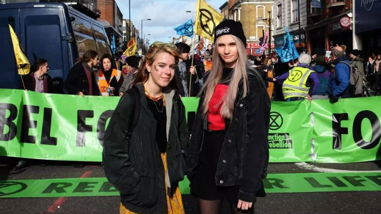 Βρετανία: Χιλιάδες νέοι θα συμμετάσχουν σε πορείες με αίτημα να αναληφθεί δράση για το κλίμα