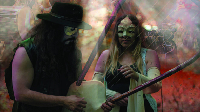 Το μουσικό συγκρότημα «Δαιμονία Νύμφη» επιστρέφει στην Ελλάδα, έπειτα από 10 χρόνια