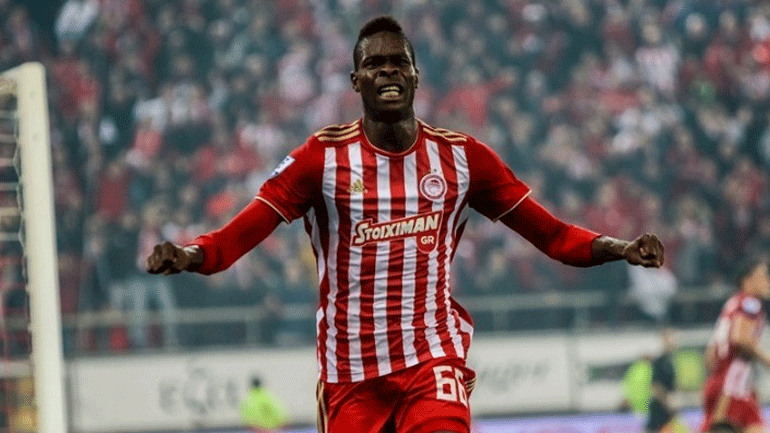 Αναβολή εκδίκασης για τον Σισέ, παίζει με την ΑΕΚ