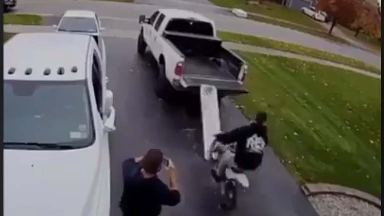 Πώς να μη φορτώσετε τη μοτοσυκλέτα σας Πώς να μη φορτώσετε τη μοτοσυκλέτα σας