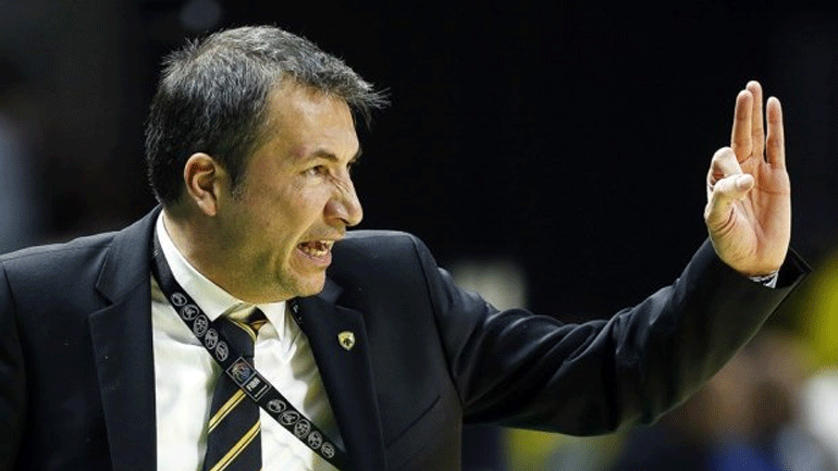 Μπάνκι: «Να παίξουμε όλοι για όλους»