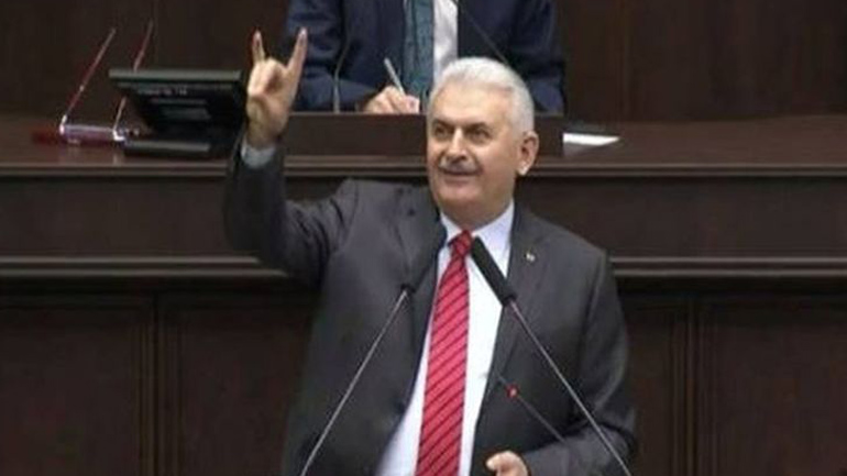 Η Αυστρία απαγόρευσε το σύμβολο των Γκρίζων Λύκων 