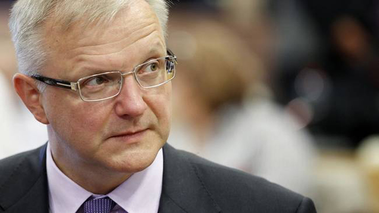 Ο Όλι Ρεν βλέπει εξασθένηση της οικονομίας της ευρωζώνης