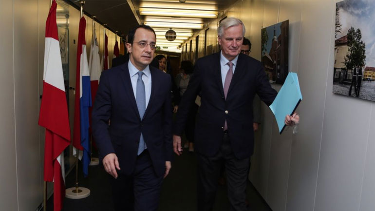 Χριστοδουλίδης-Μπαρνιέ: Η συμφωνία για το Brexit δεν μπορεί να τύχει επαναδιαπραγμάτευσης