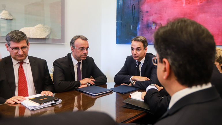 Την επιβράβευση των συνεπών δανειοληπτών ζήτησε ο Κ. Μητσοτάκης από τους εκπροσώπους των τραπεζών