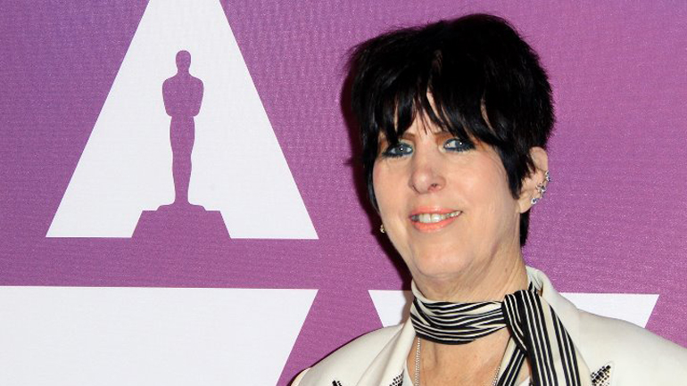 Η Νταϊάν Ουόρεν βραβεύτηκε για το τραγούδι «I’ll Fight»