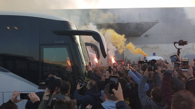 Θερμή υποδοχή στους παγκόσμιους πρωταθλητές από τους οπαδούς της Ένωσης