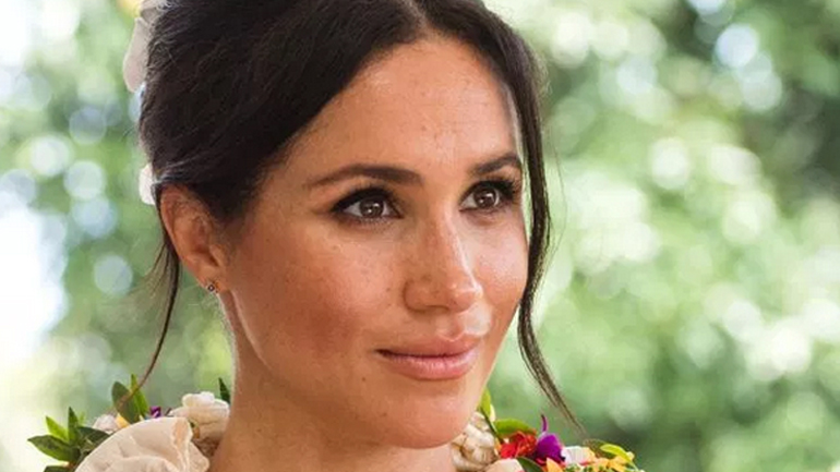 Βασιλικό μoβ λουλούδι ονομάστηκε «Μέγκαν Μαρκλ»