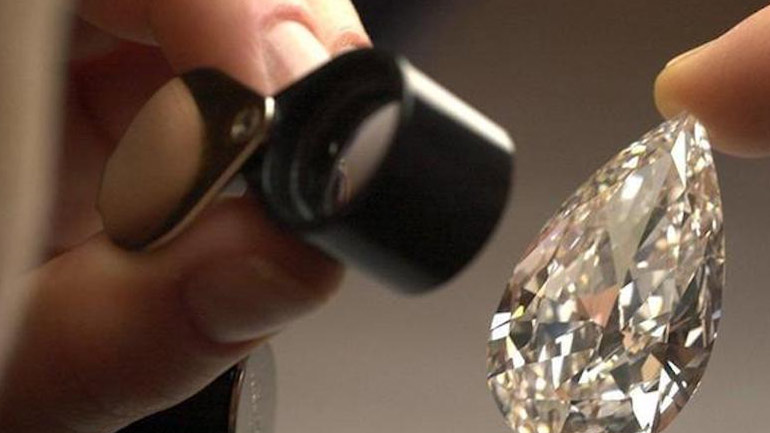 Ιταλία: Απάτη σε πωλήσεις διαμαντιών – Εμπλέκονται οι τέσσερις μεγαλύτερες τράπεζες της χώρας