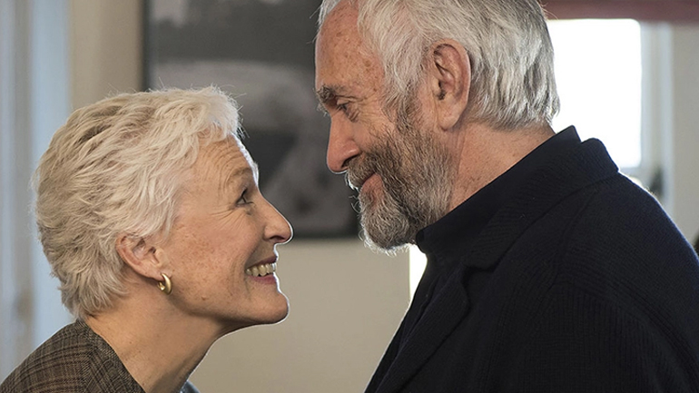 «Η Σύζυγος» με τους Γκλεν Κλόουζ, Τζόναθαν Πράις