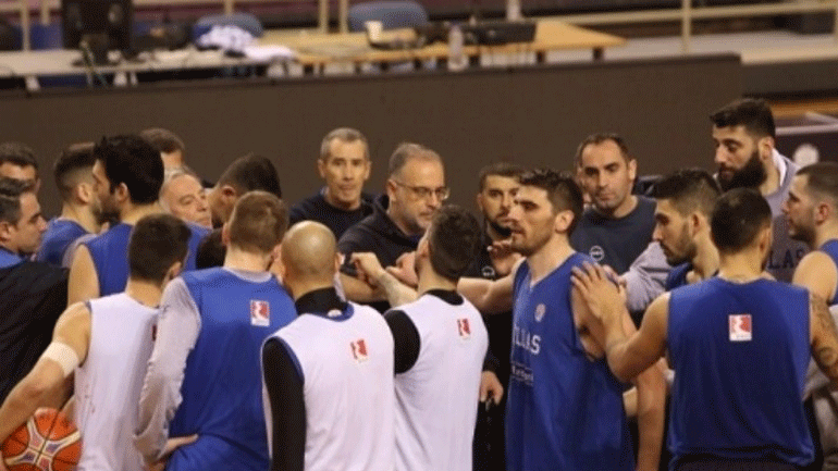 Εθνική: Εκτός 12άδας οι Λαρεντζάκης, Κατσίβελης