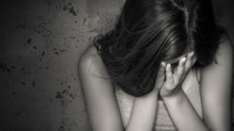 Τα παιδιά με πολλά αδέλφια πέφτουν συχνότερα θύματα ενδοοικογενειακού εκφοβισμού